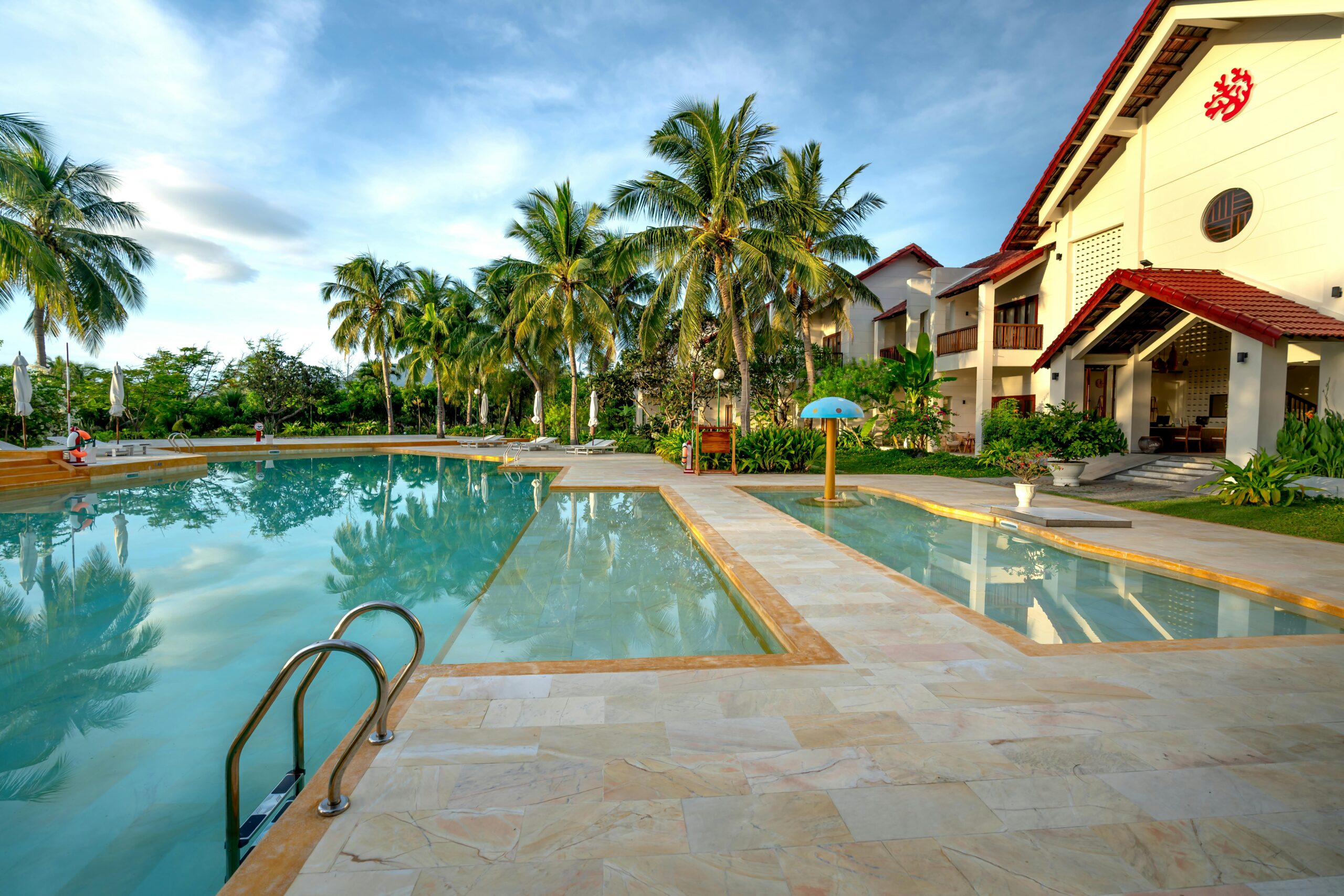 pexels-quang-nguyen-vinh-222549-14024952